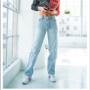 NWT Revice Super 80s TLC light wash jeans 29